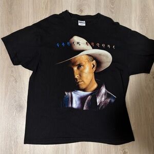 Vintage 90’s Garth Brooks concert tee